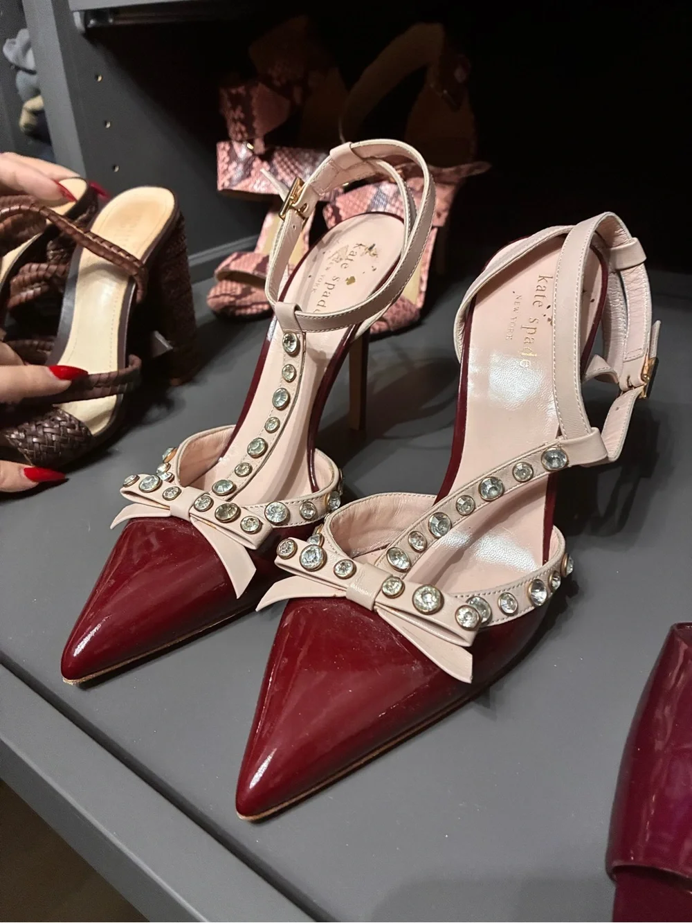 kate spade New York Pink & Burgundy Embellished T-Strap Pointed Toe Heels